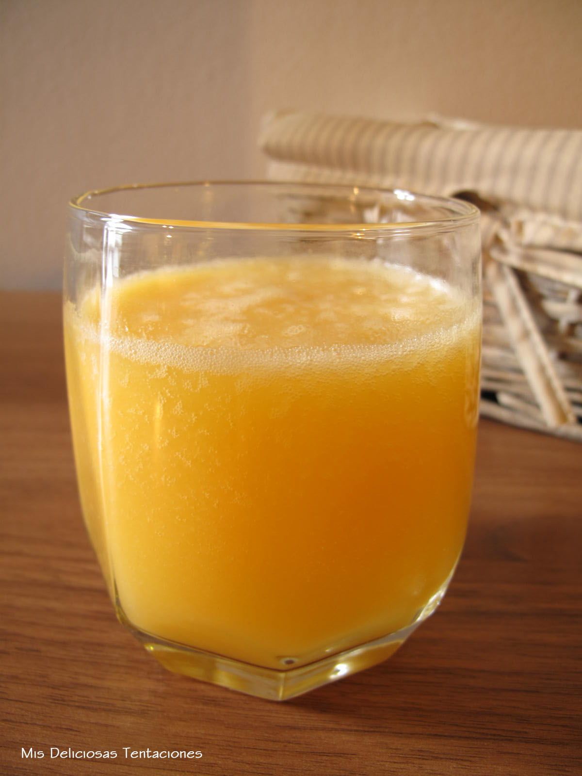 zumo piña